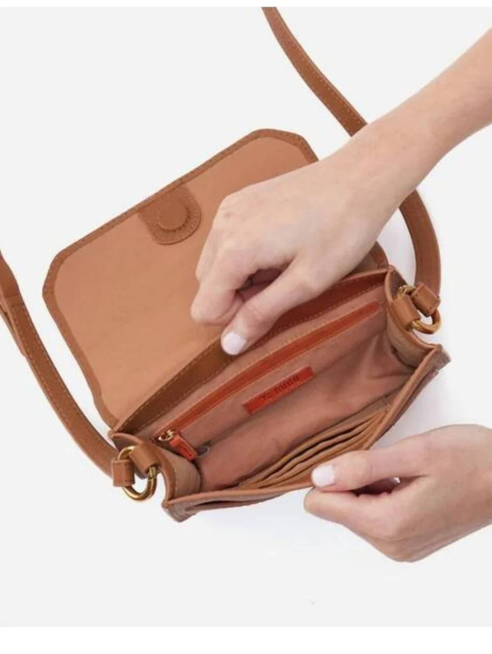 NEW HOBO women's eden small crossbody bag in warm honey
